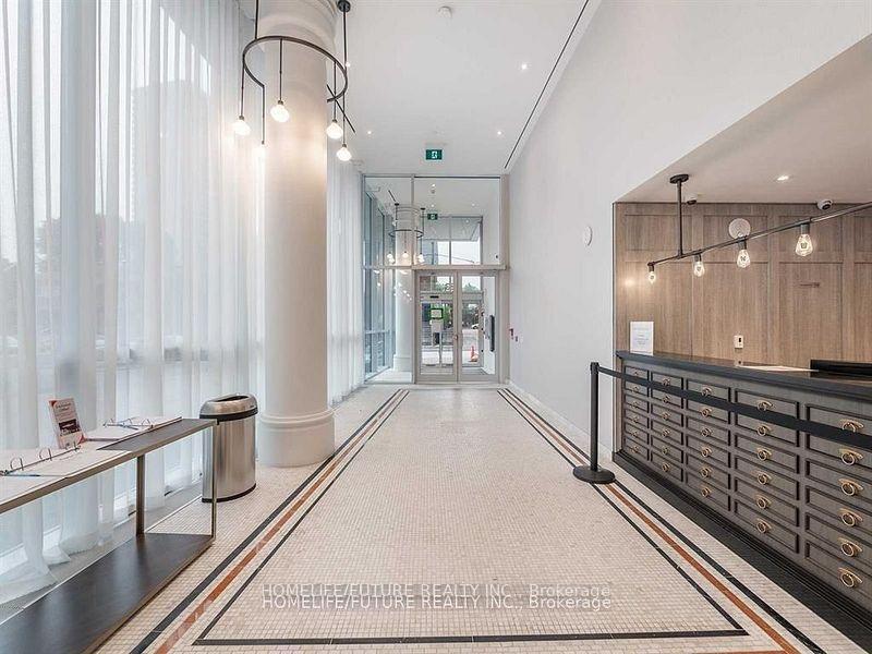 Photo 2 of Unit 1802, 33 Helendale Avenue, Toronto, Yonge-Eglinton — HOMEH