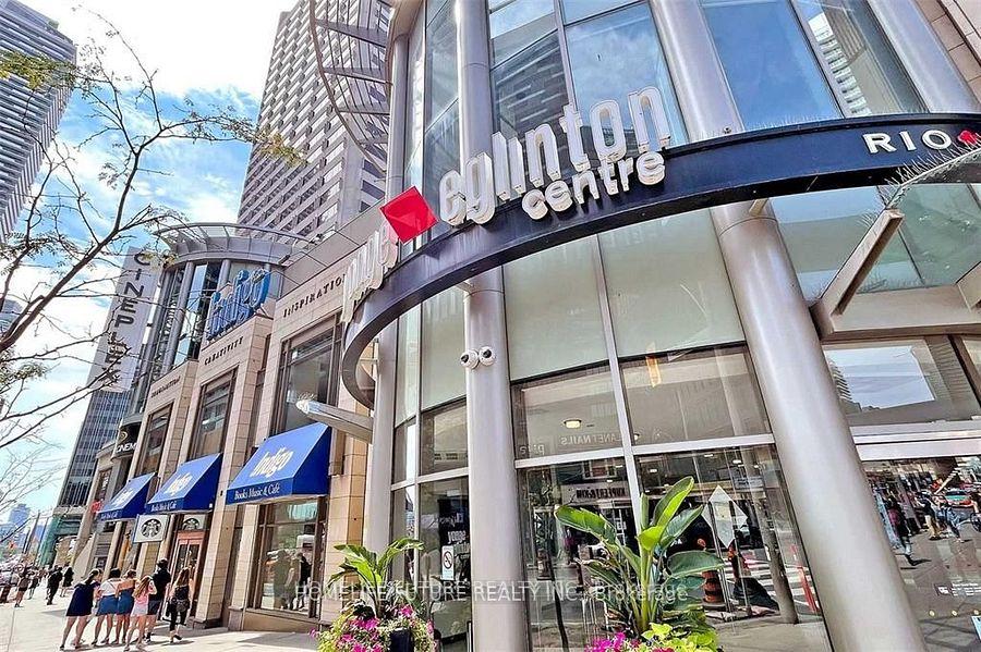 Photo 10 of Unit 1802, 33 Helendale Avenue, Toronto, Yonge-Eglinton — HOMEH