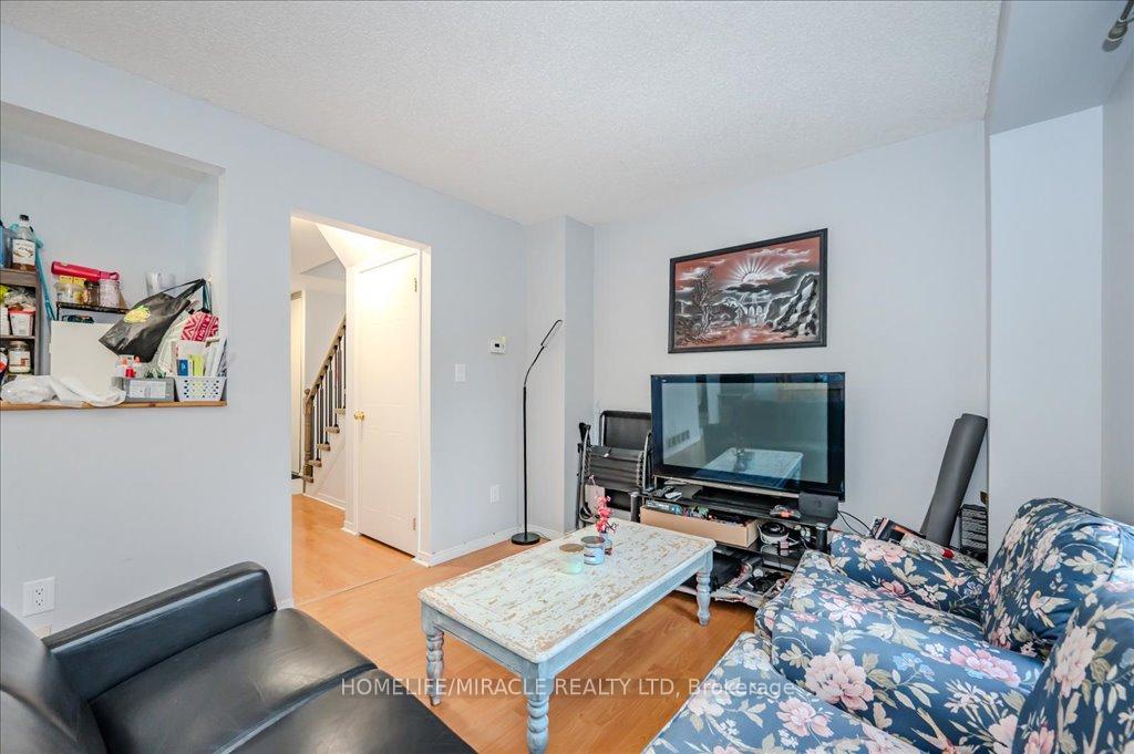 Photo 7 of Unit 45, 302 College Avenue W, Guelph, Dovercliffe Park/Old University — HOMEH