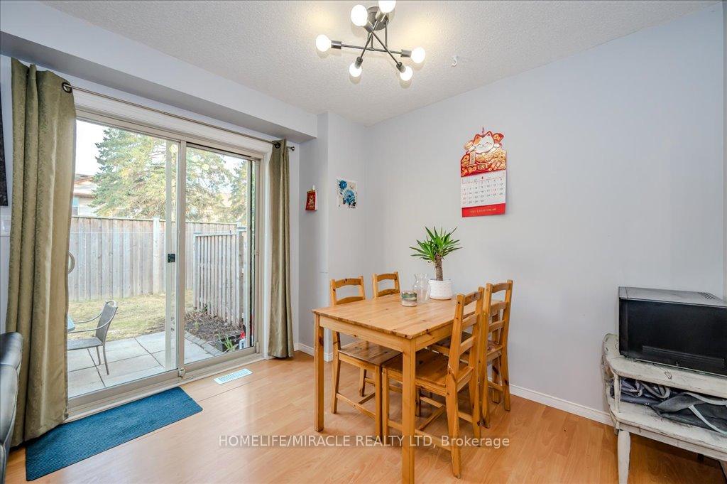 Photo 10 of Unit 45, 302 College Avenue W, Guelph, Dovercliffe Park/Old University — HOMEH