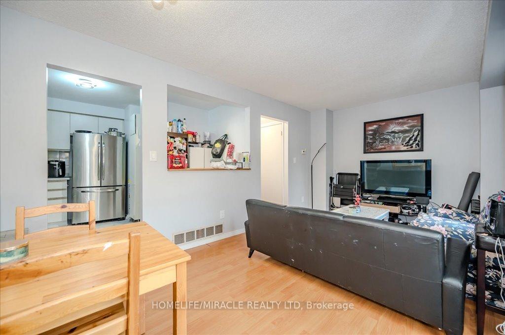 Photo 11 of Unit 45, 302 College Avenue W, Guelph, Dovercliffe Park/Old University — HOMEH