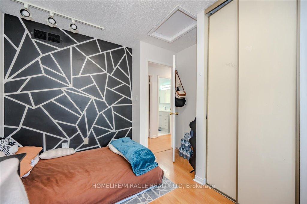 Photo 23 of Unit 45, 302 College Avenue W, Guelph, Dovercliffe Park/Old University — HOMEH