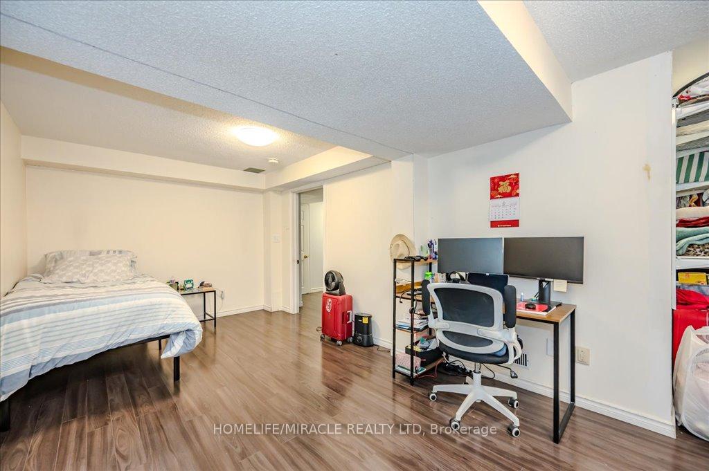 Photo 33 of Unit 45, 302 College Avenue W, Guelph, Dovercliffe Park/Old University — HOMEH