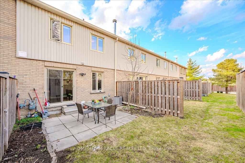 Photo 36 of Unit 45, 302 College Avenue W, Guelph, Dovercliffe Park/Old University — HOMEH