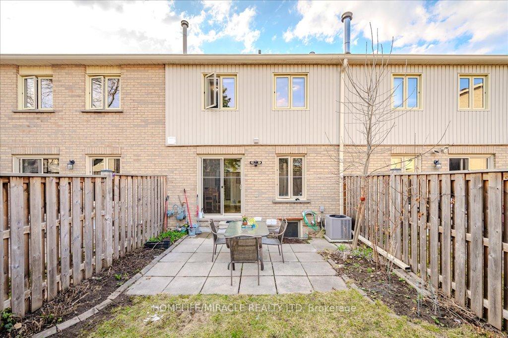 Photo 39 of Unit 45, 302 College Avenue W, Guelph, Dovercliffe Park/Old University — HOMEH