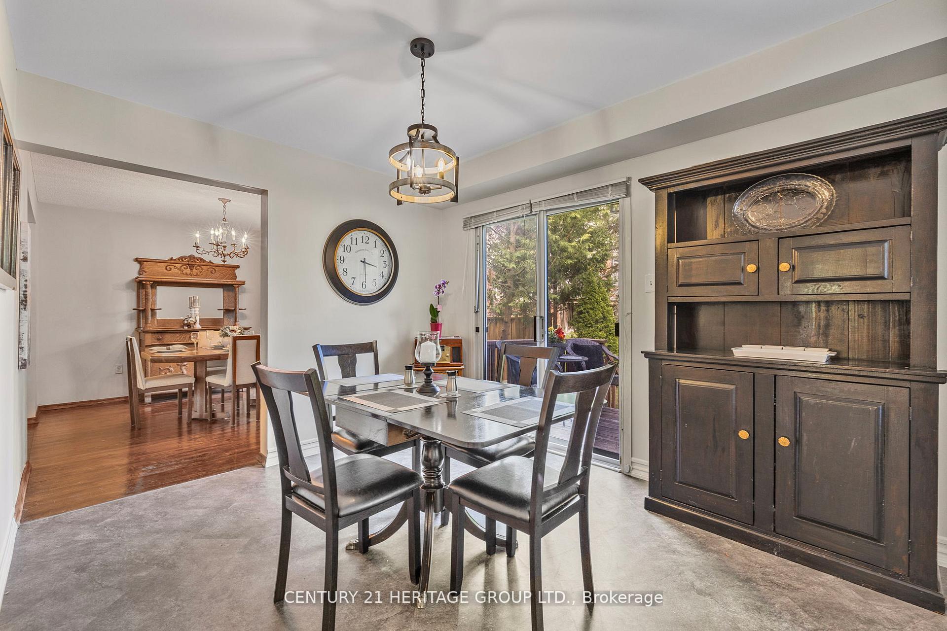 Photo 15 of Unit 44, 108 Ashley Place, Aurora, Aurora Village — HOMEH