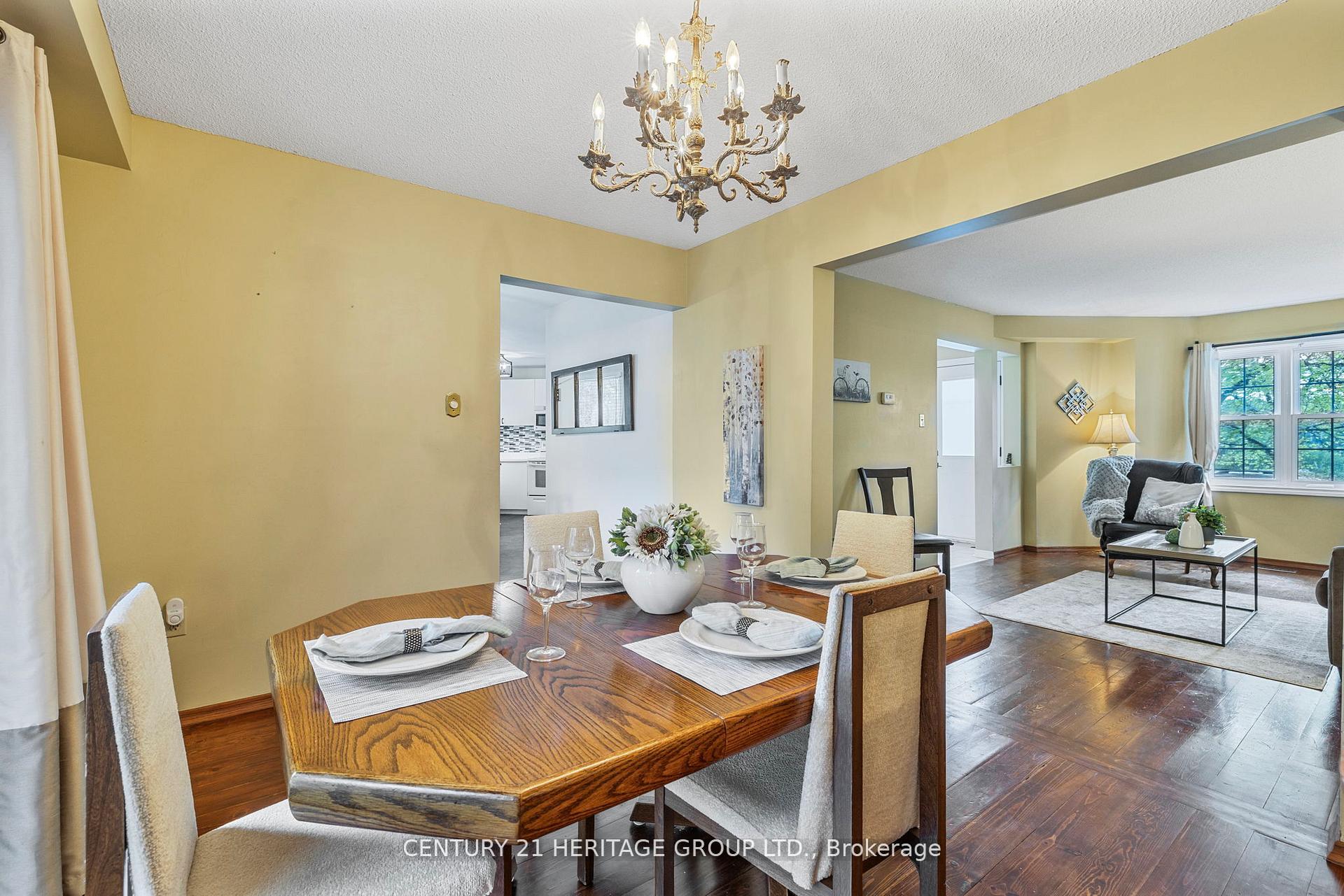 Photo 20 of Unit 44, 108 Ashley Place, Aurora, Aurora Village — HOMEH