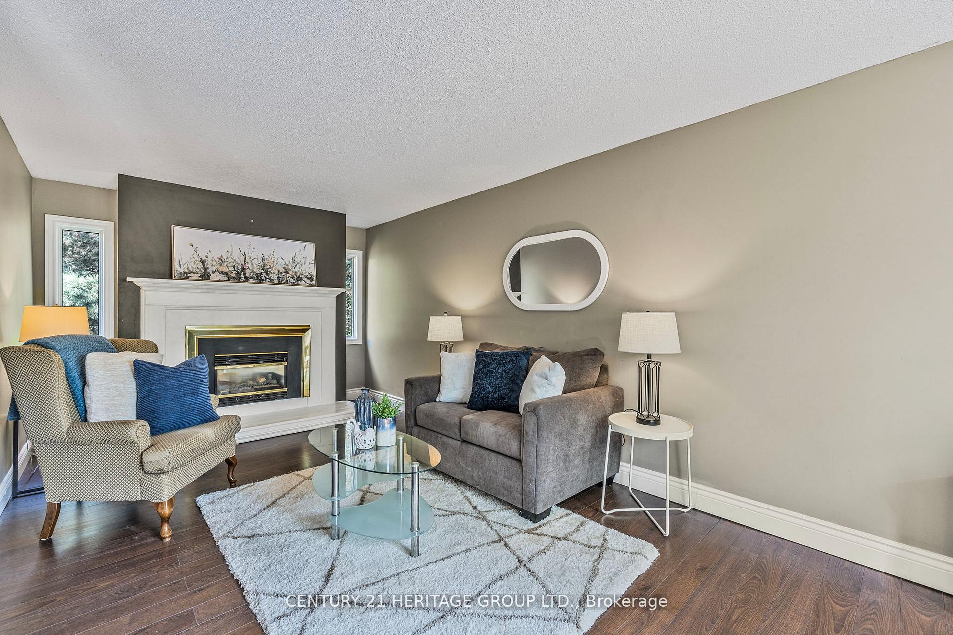 Photo 27 of Unit 44, 108 Ashley Place, Aurora, Aurora Village — HOMEH