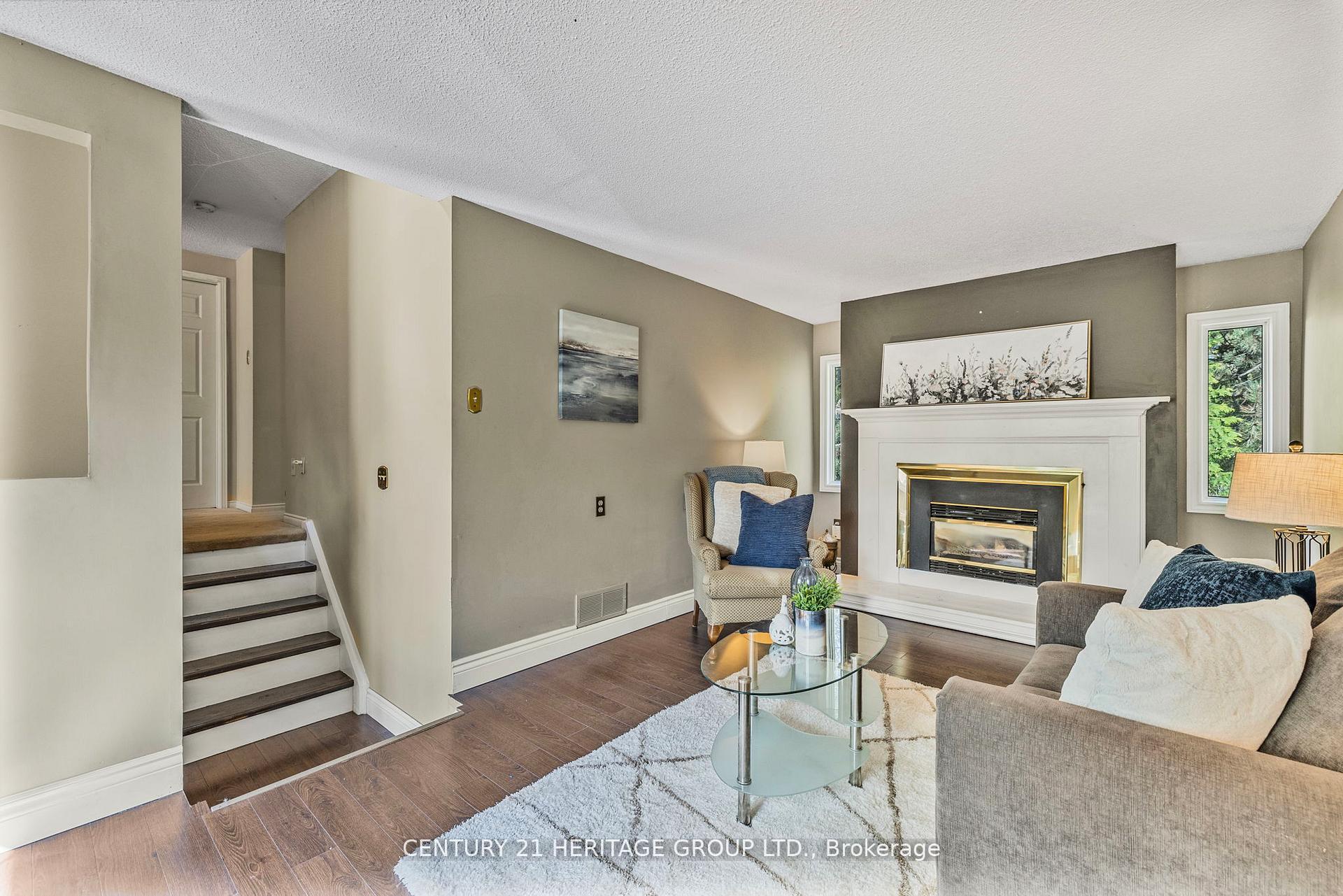 Photo 29 of Unit 44, 108 Ashley Place, Aurora, Aurora Village — HOMEH