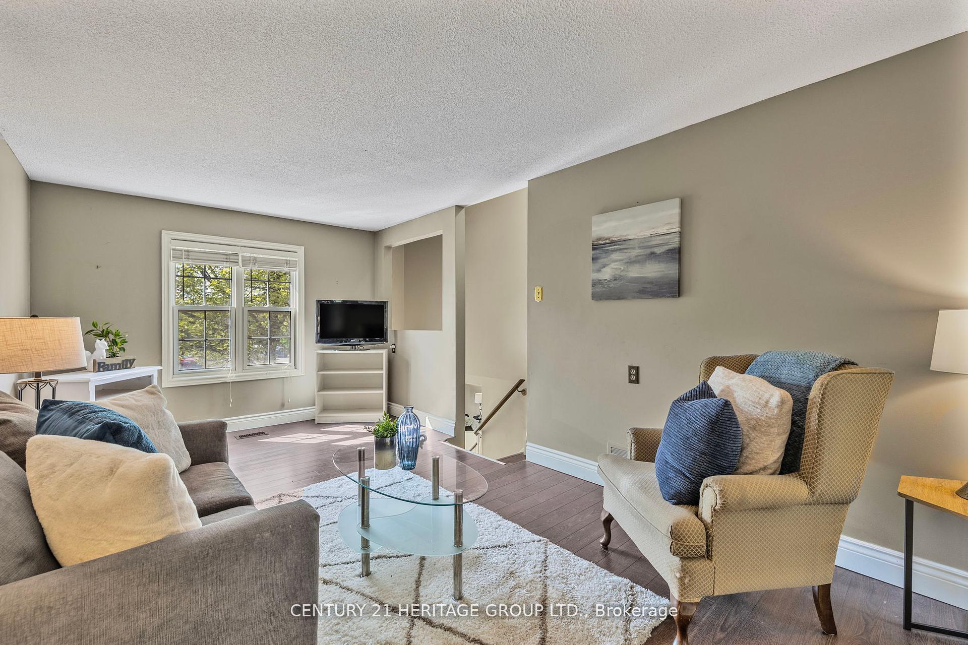 Photo 30 of Unit 44, 108 Ashley Place, Aurora, Aurora Village — HOMEH