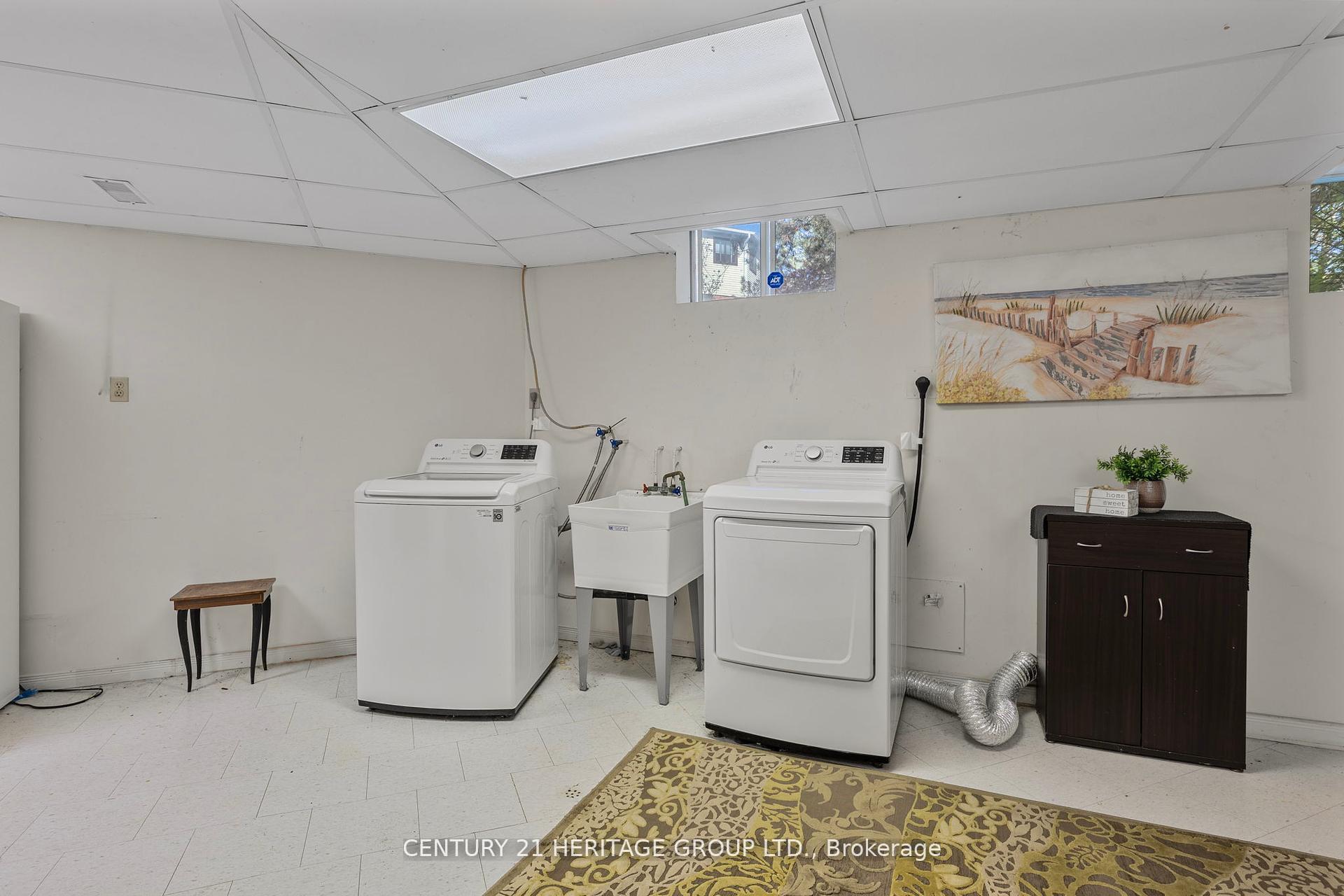 Photo 43 of Unit 44, 108 Ashley Place, Aurora, Aurora Village — HOMEH