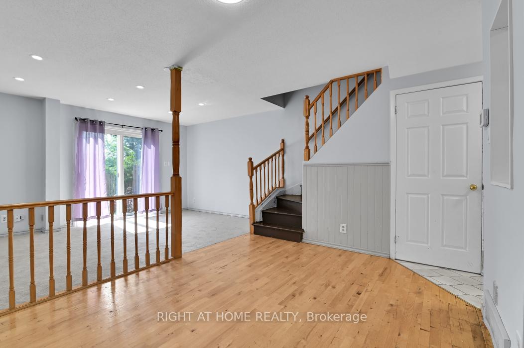 Photo 8 of 1441 Perez Crescent, Ottawa, Carson Grove — HOMEH