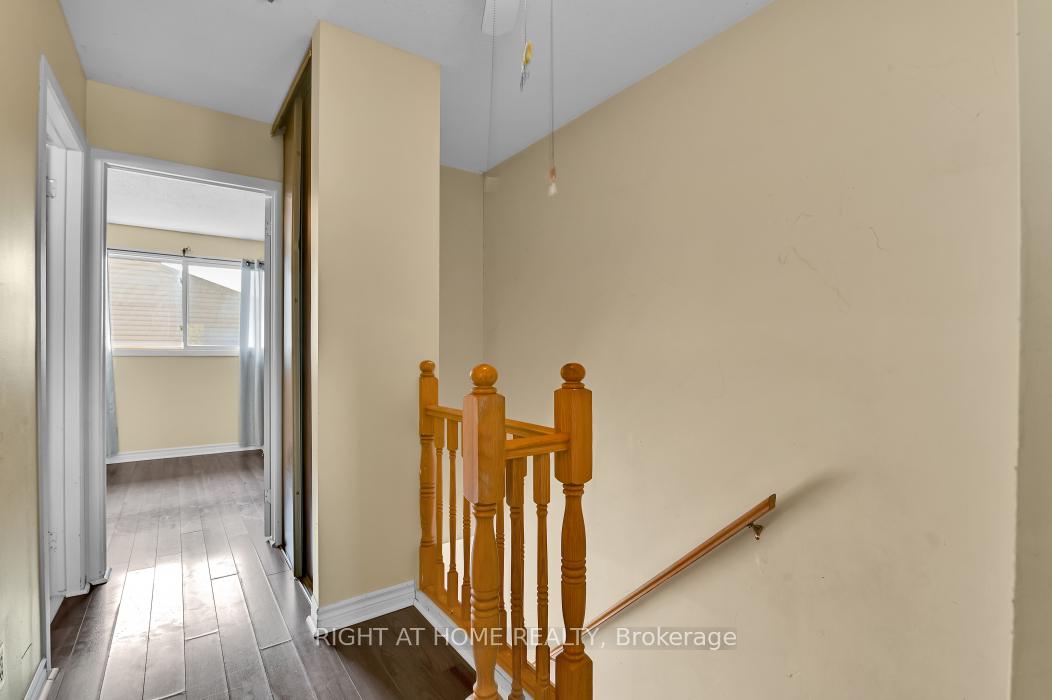 Photo 11 of 1441 Perez Crescent, Ottawa, Carson Grove — HOMEH
