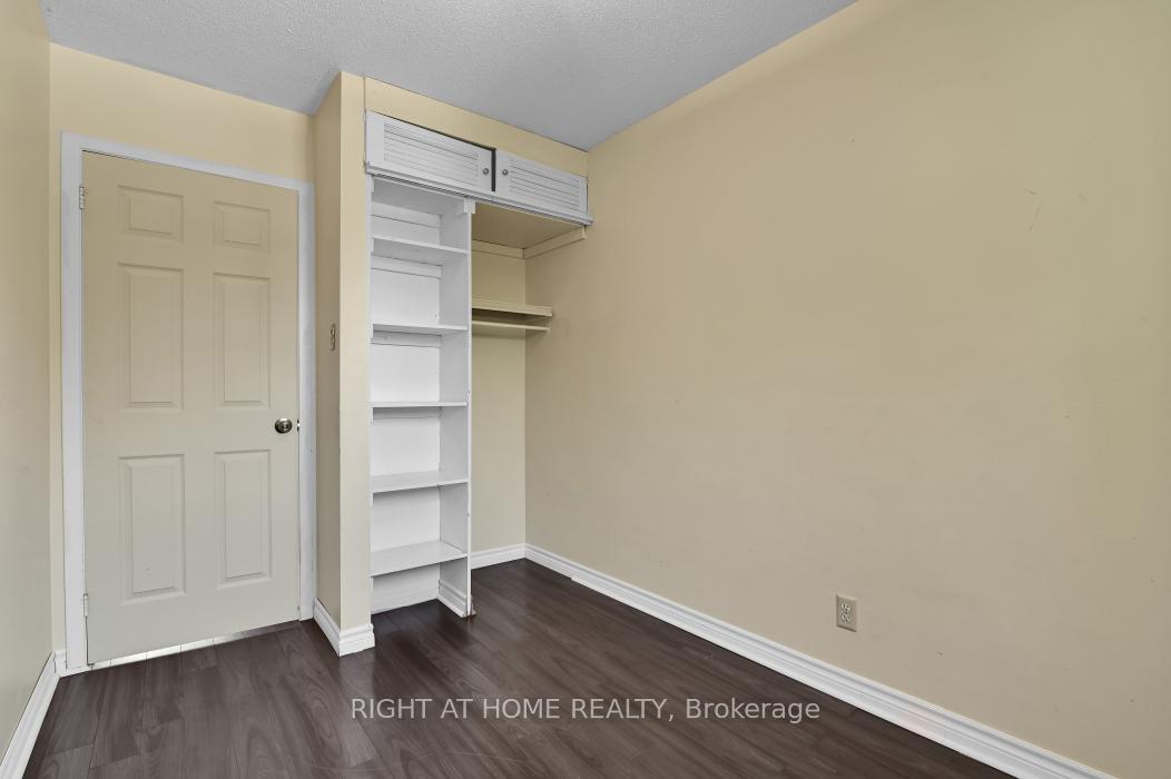 Photo 18 of 1441 Perez Crescent, Ottawa, Carson Grove — HOMEH
