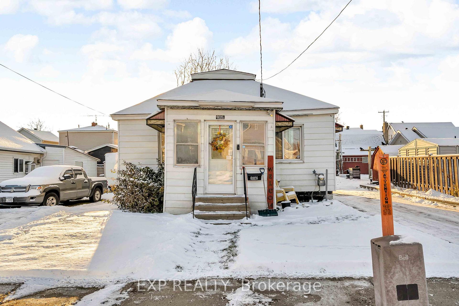 Photo 3 of 1060 Abbot Street, Cornwall — HOMEH