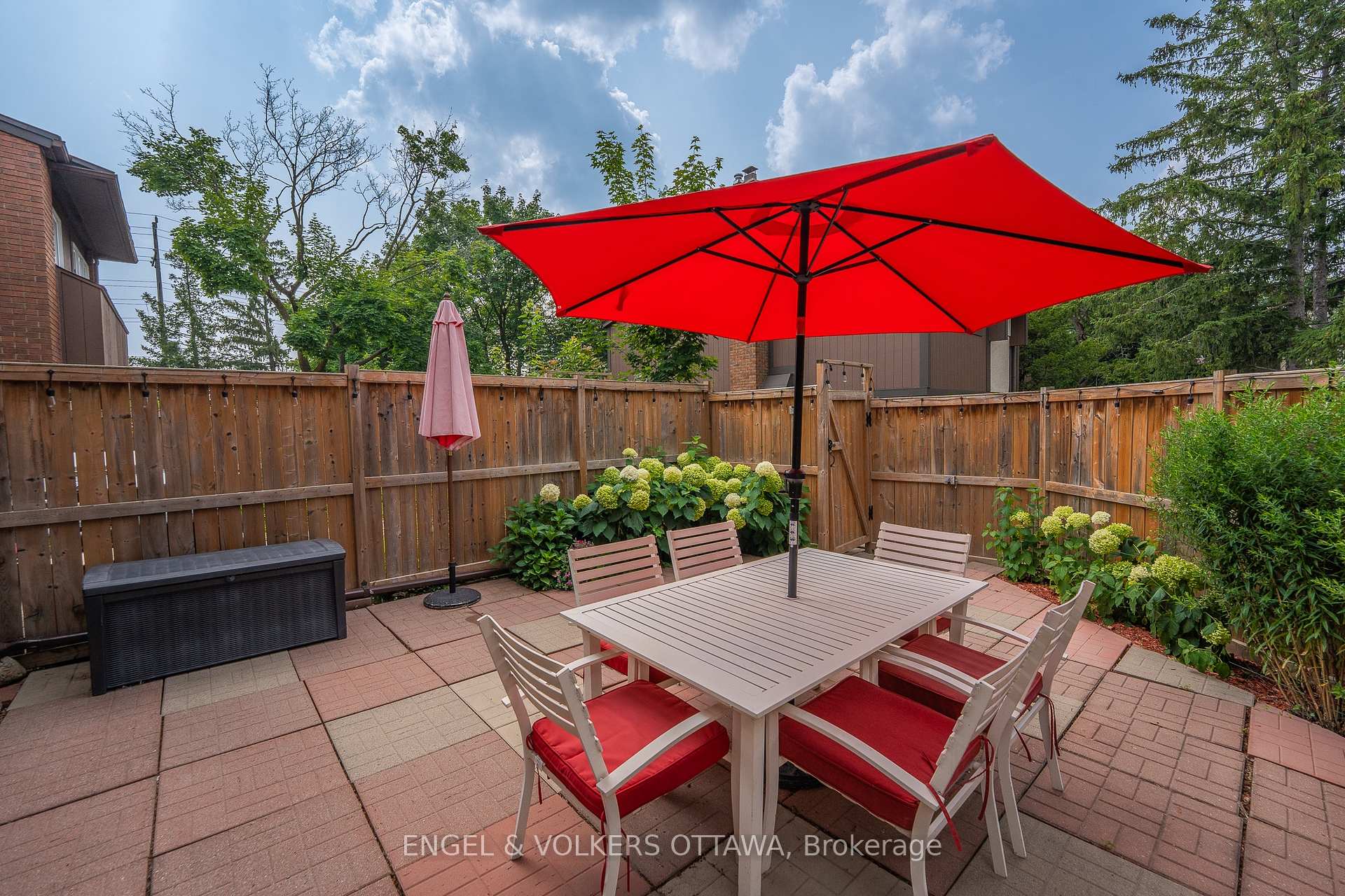 Photo 38 of Unit 72, 2111 Montreal Road, Ottawa, Beaconwood — HOMEH