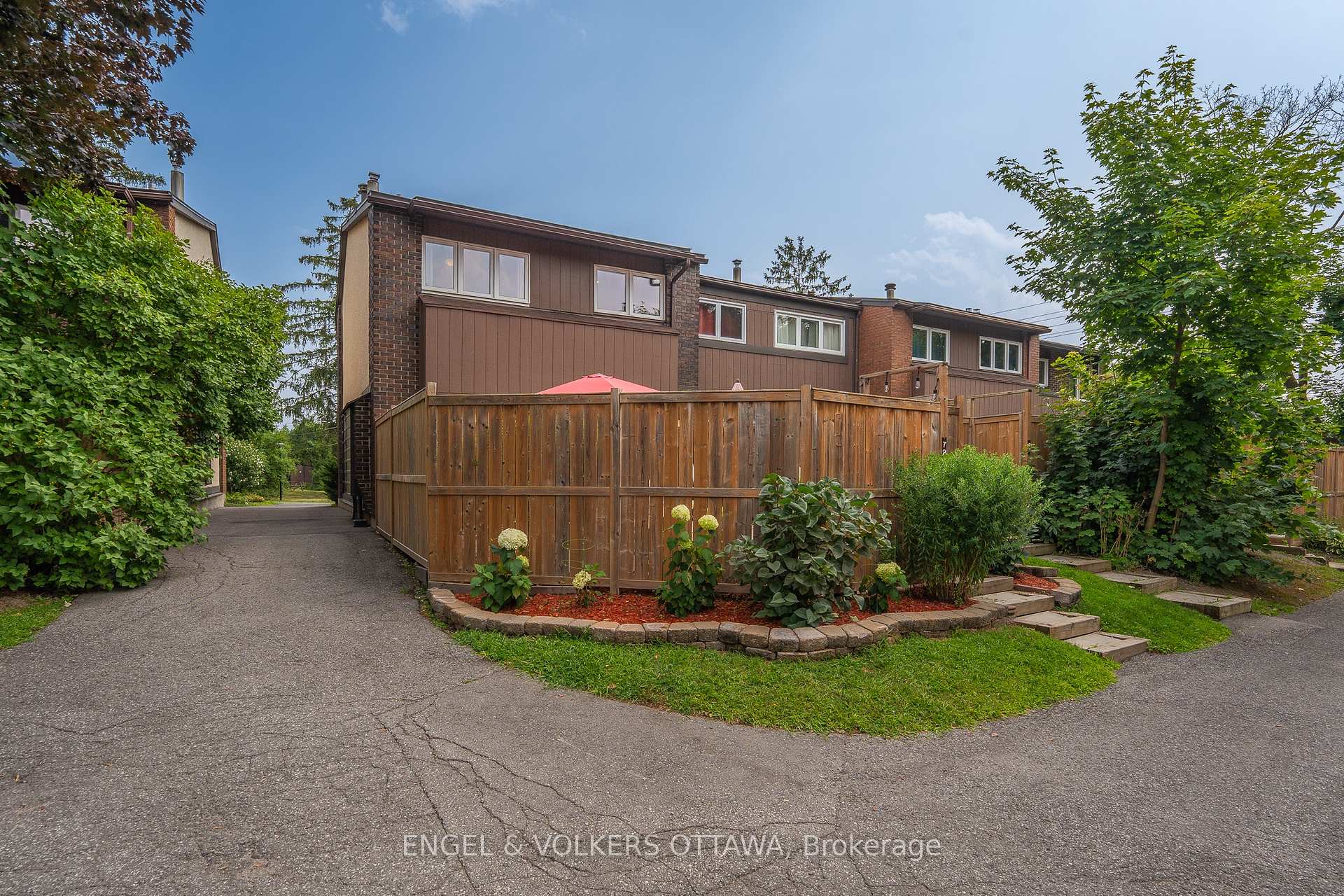 Photo 41 of Unit 72, 2111 Montreal Road, Ottawa, Beaconwood — HOMEH