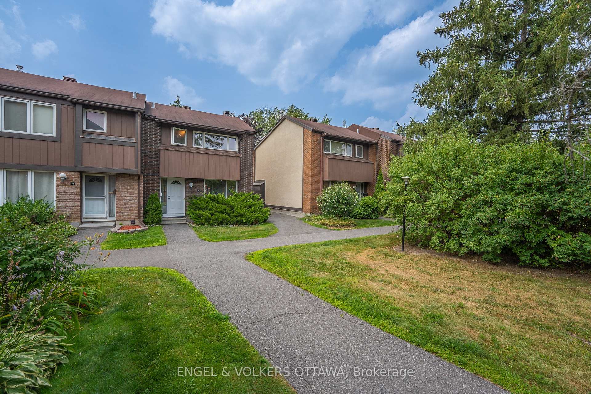 Photo 42 of Unit 72, 2111 Montreal Road, Ottawa, Beaconwood — HOMEH