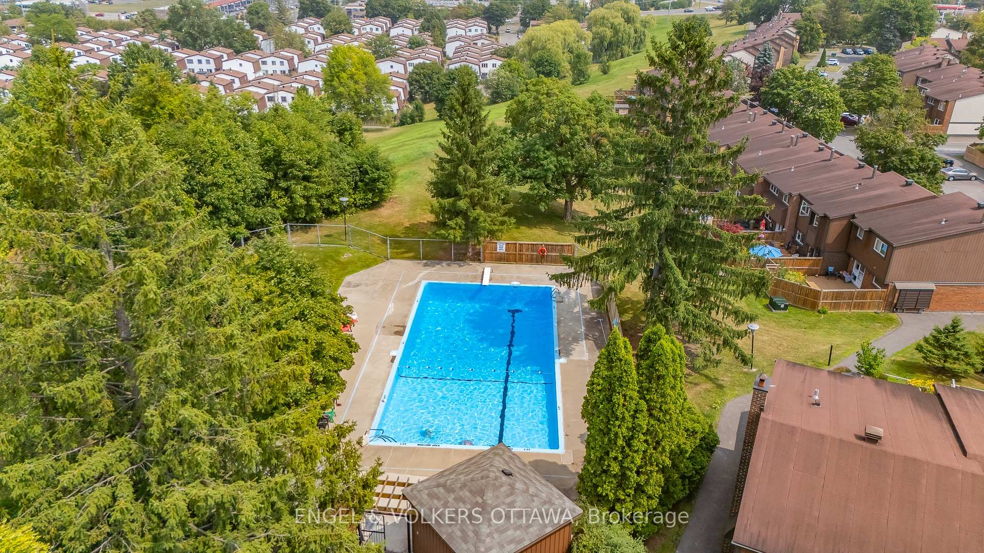 Photo 46 of Unit 72, 2111 Montreal Road, Ottawa, Beaconwood — HOMEH
