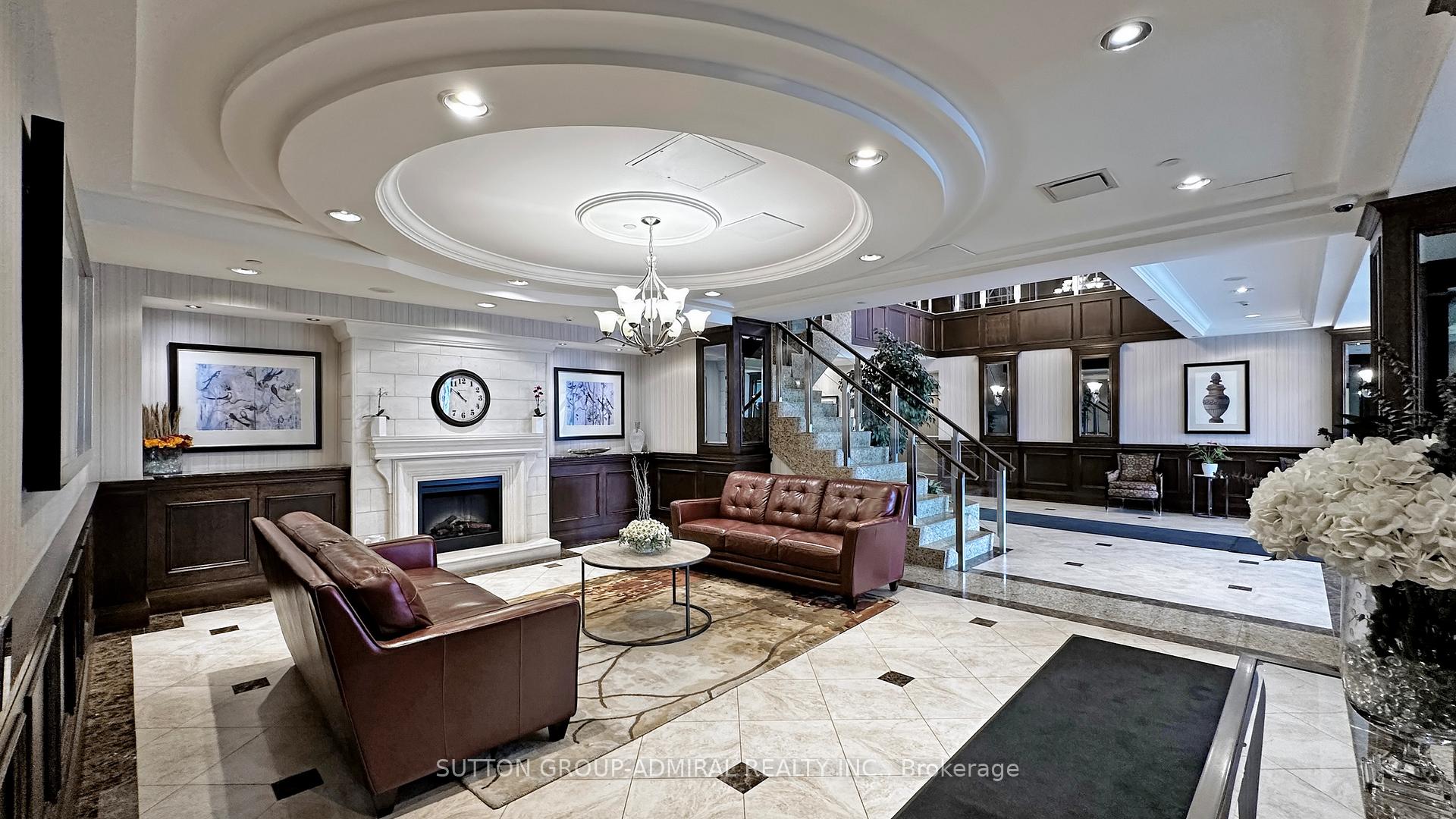 Photo 4 of Unit 911, 15 North Park Road, Vaughan, Beverley Glen — HOMEH