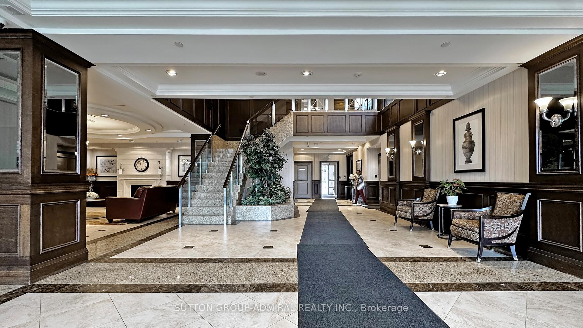 Photo 7 of Unit 911, 15 North Park Road, Vaughan, Beverley Glen — HOMEH