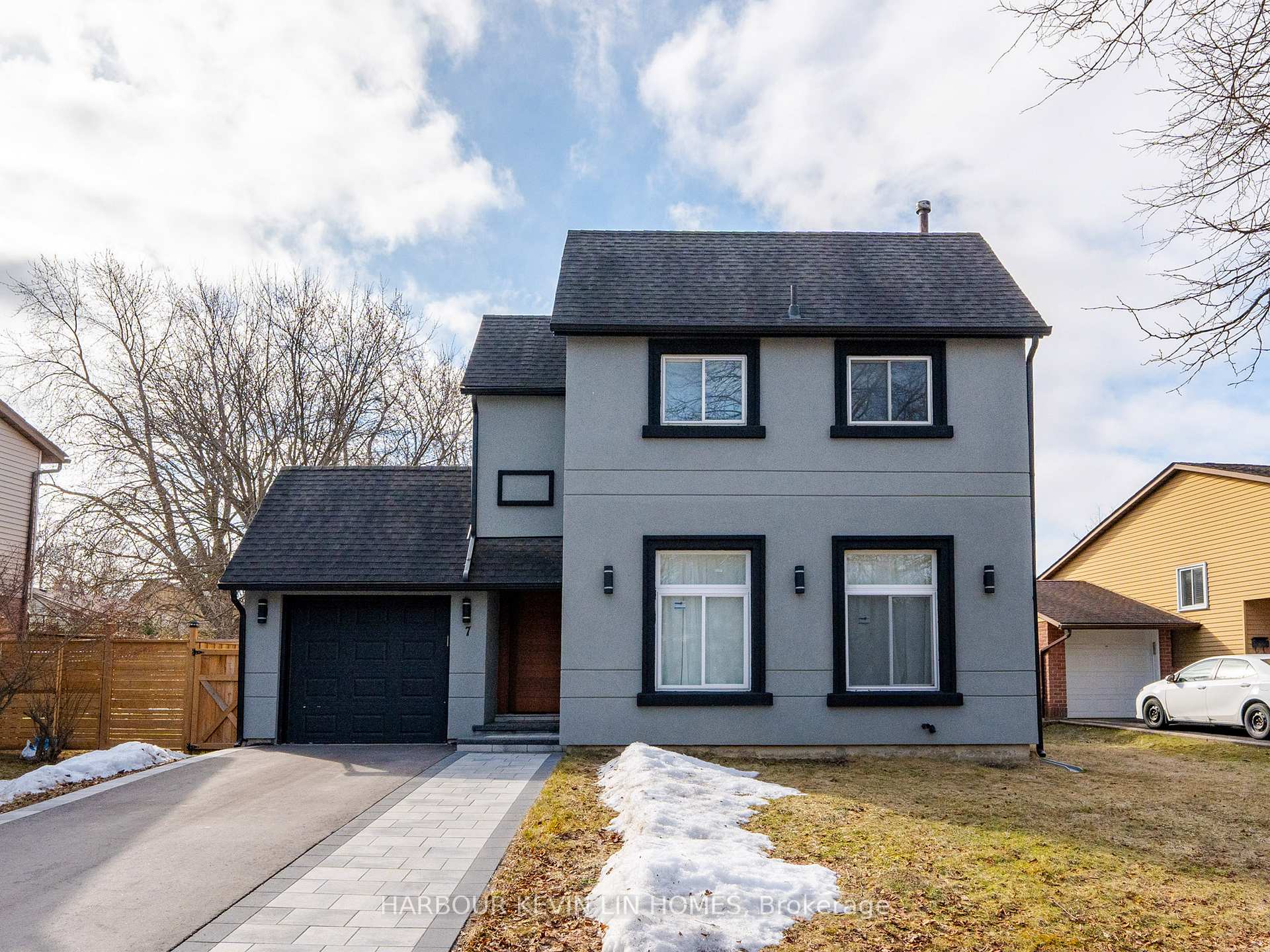 Photo 1 of 7 Cossar Drive, Aurora, Aurora Highlands — HOMEH