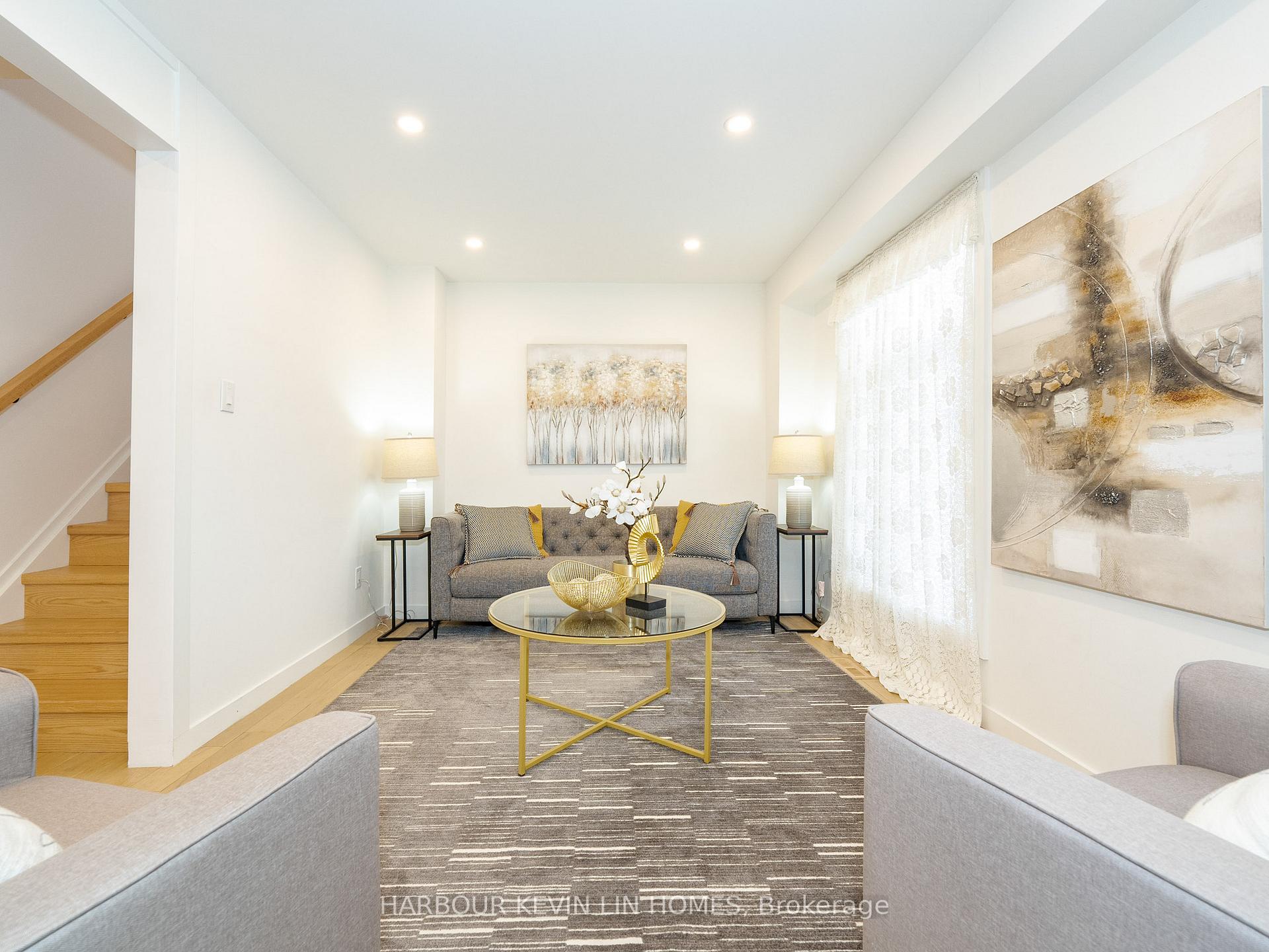 Photo 5 of 7 Cossar Drive, Aurora, Aurora Highlands — HOMEH