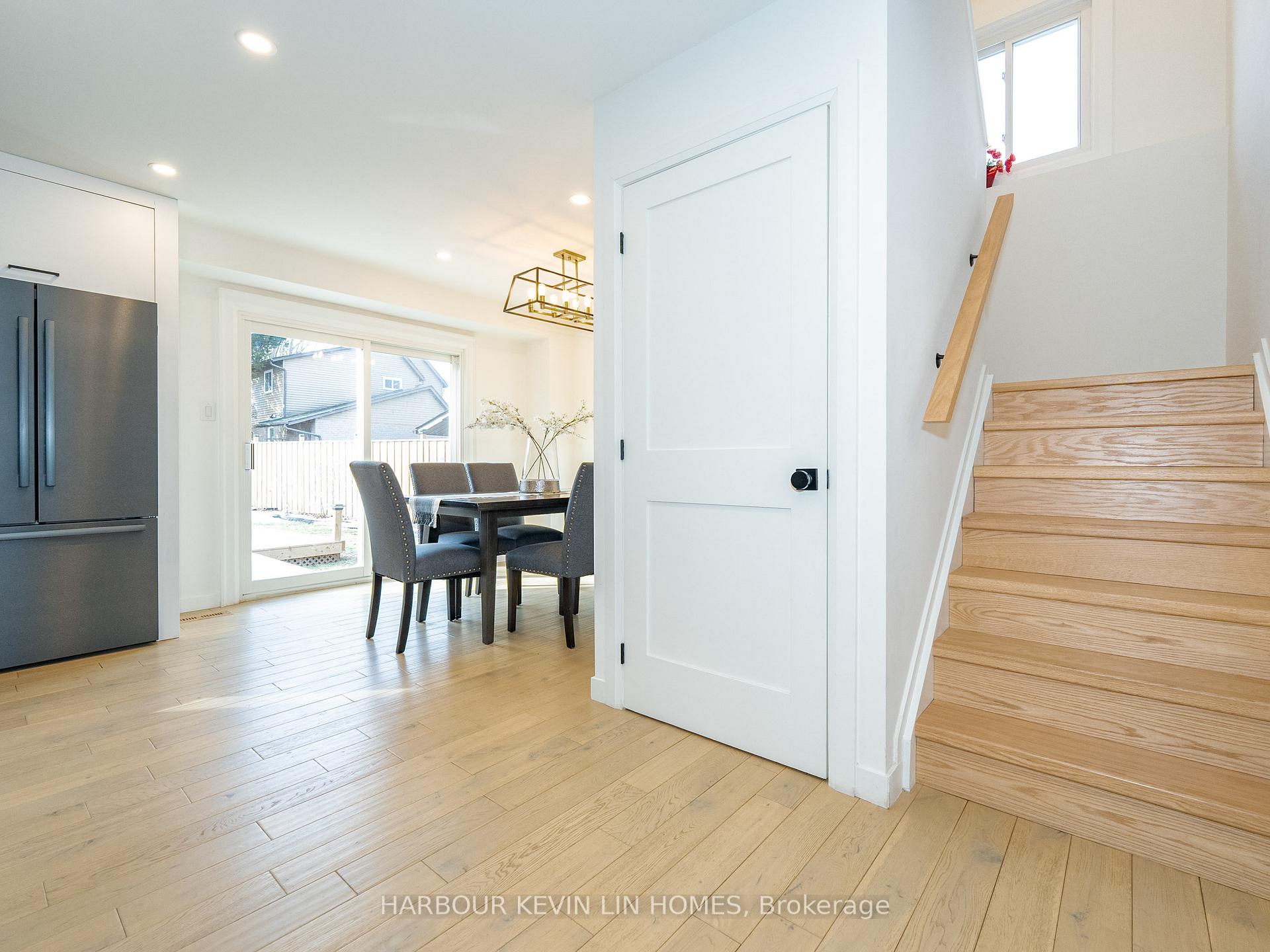Photo 24 of 7 Cossar Drive, Aurora, Aurora Highlands — HOMEH