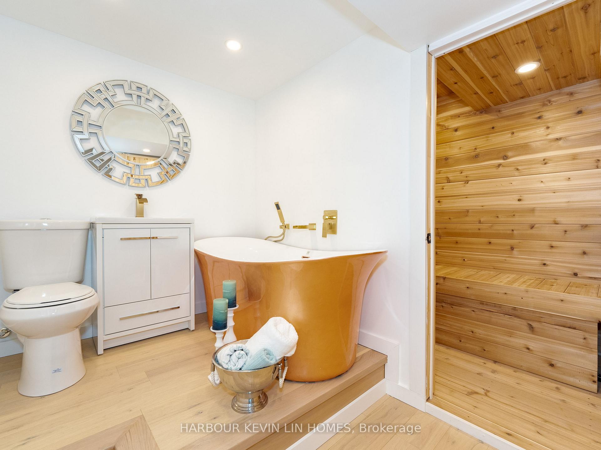 Photo 32 of 7 Cossar Drive, Aurora, Aurora Highlands — HOMEH