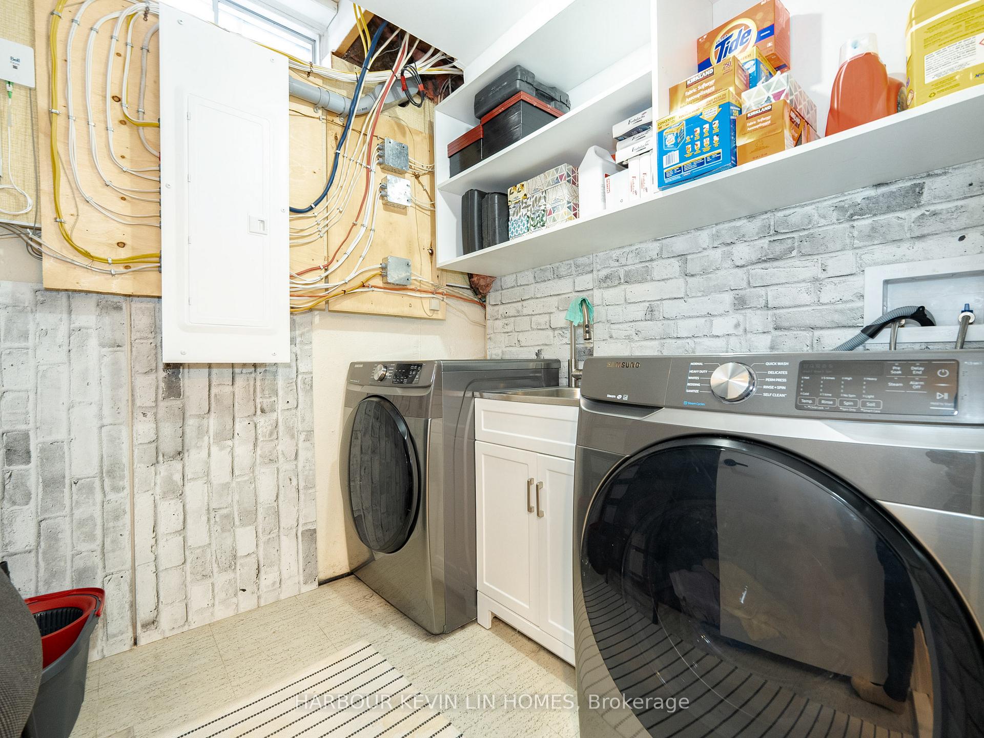 Photo 40 of 7 Cossar Drive, Aurora, Aurora Highlands — HOMEH