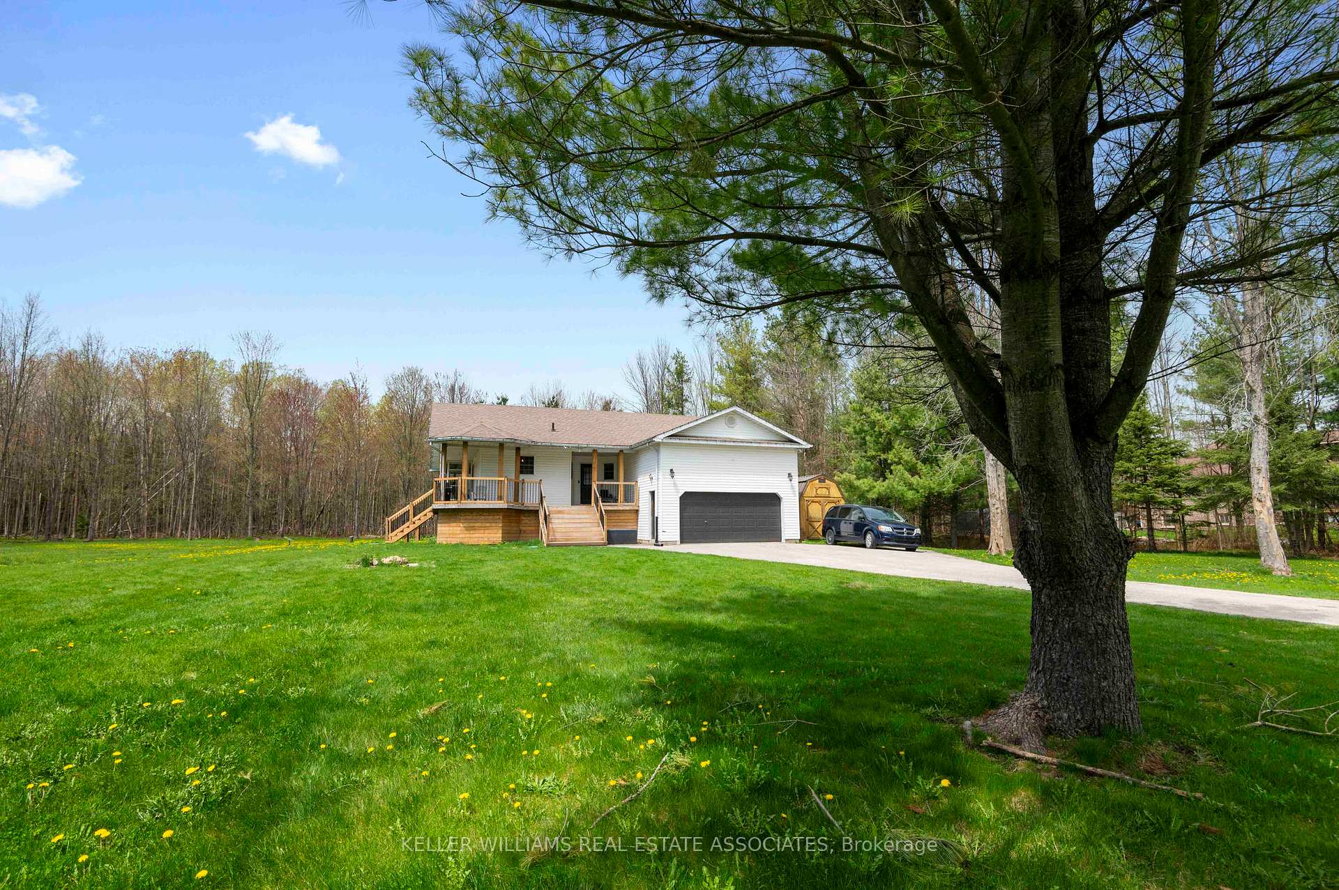 Photo 5 of 2554 Creemore Avenue, Clearview, Rural Clearview — HOMEH