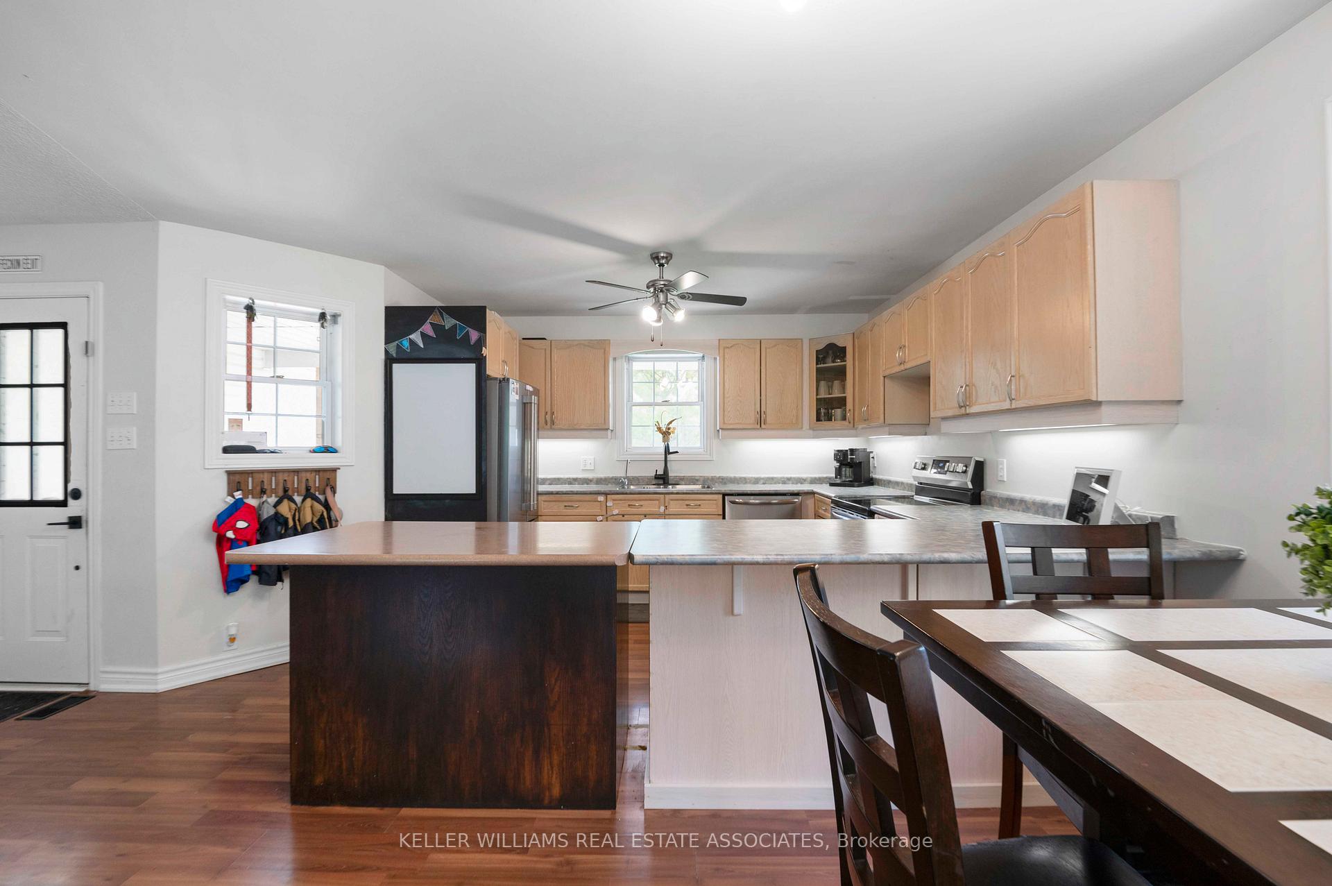 Photo 8 of 2554 Creemore Avenue, Clearview, Rural Clearview — HOMEH