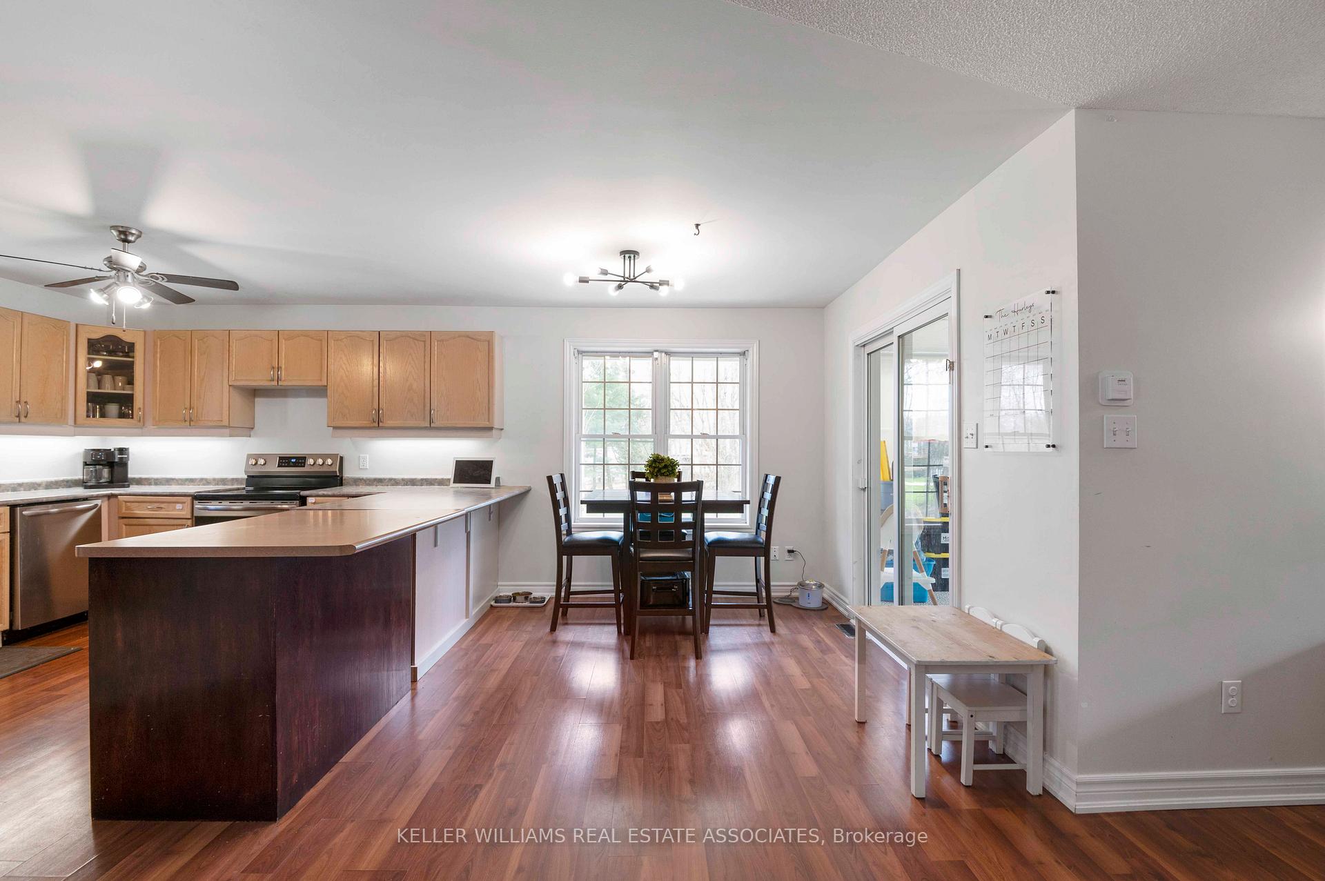 Photo 9 of 2554 Creemore Avenue, Clearview, Rural Clearview — HOMEH