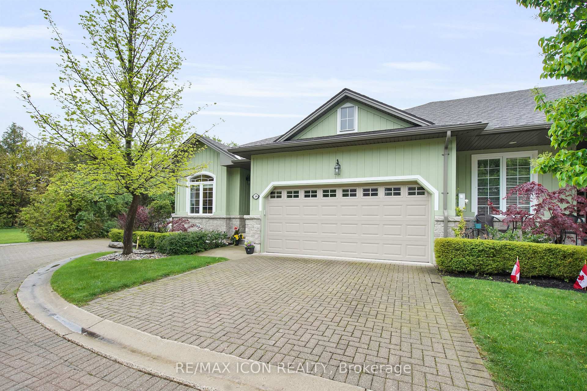 Photo 2 of 34 Oakwood Links Lane, South Huron, Stephen — HOMEH