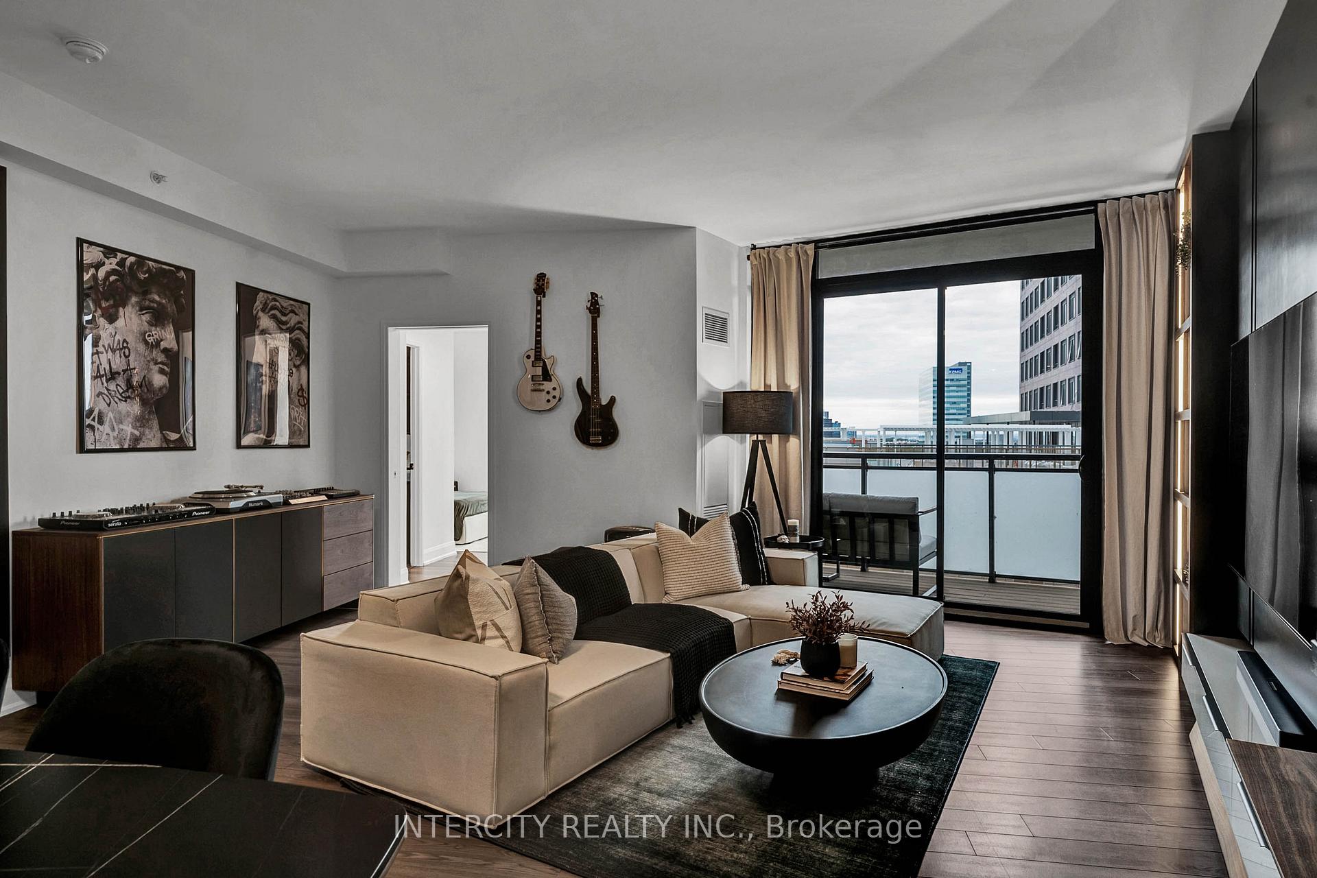 Photo 7 of Unit 412, 2910 Highway 7, Vaughan, Concord — HOMEH