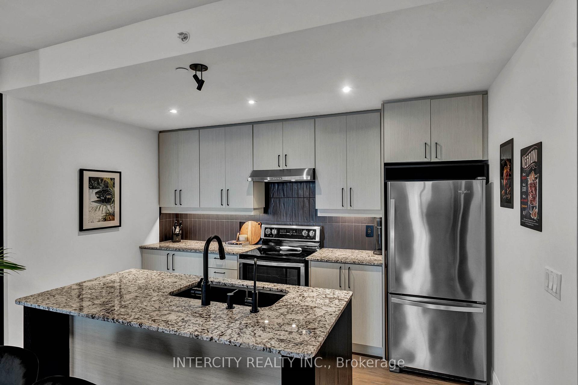 Photo 8 of Unit 412, 2910 Highway 7, Vaughan, Concord — HOMEH