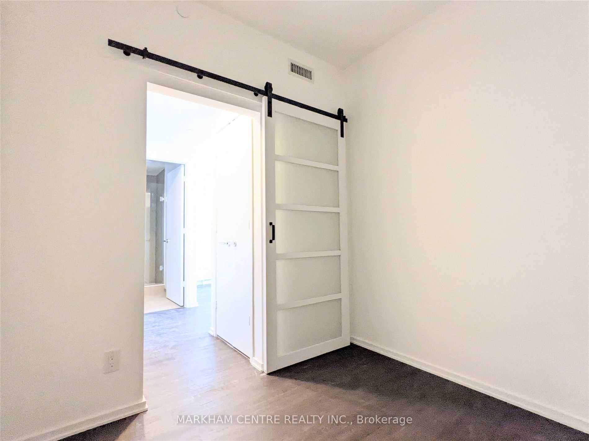 Photo 10 of Unit 5710, 1 Bloor Street E, Toronto, Church-Yonge Corridor — HOMEH