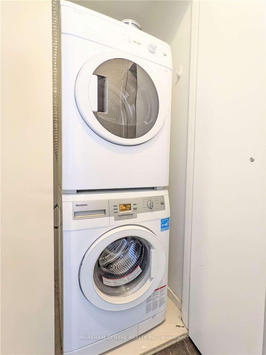 Photo 16 of Unit 5710, 1 Bloor Street E, Toronto, Church-Yonge Corridor — HOMEH