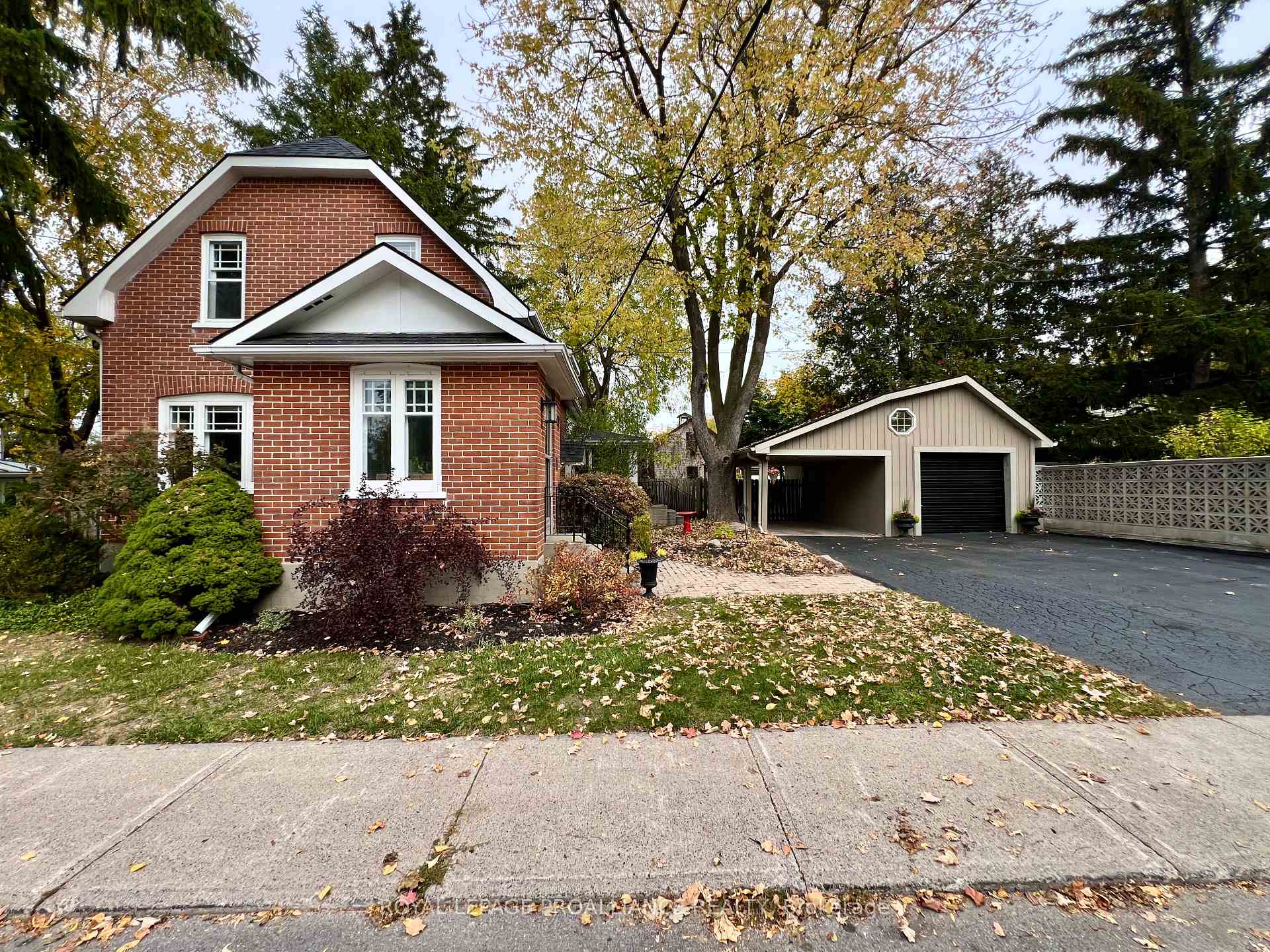 Photo 1 of 9 Mount Pleasant Road, Belleville, Belleville Ward — HOMEH