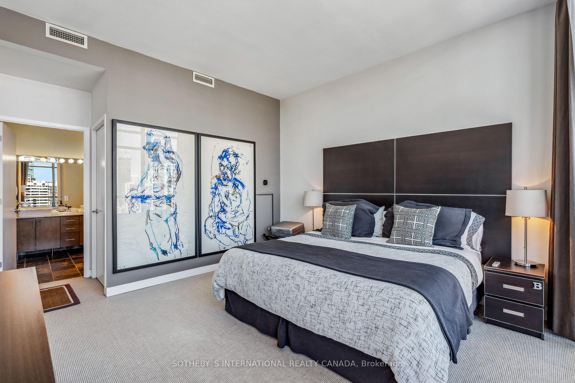 Photo 10 of Unit PH 2, 285 Mutual Street, Toronto, Church-Yonge Corridor — HOMEH
