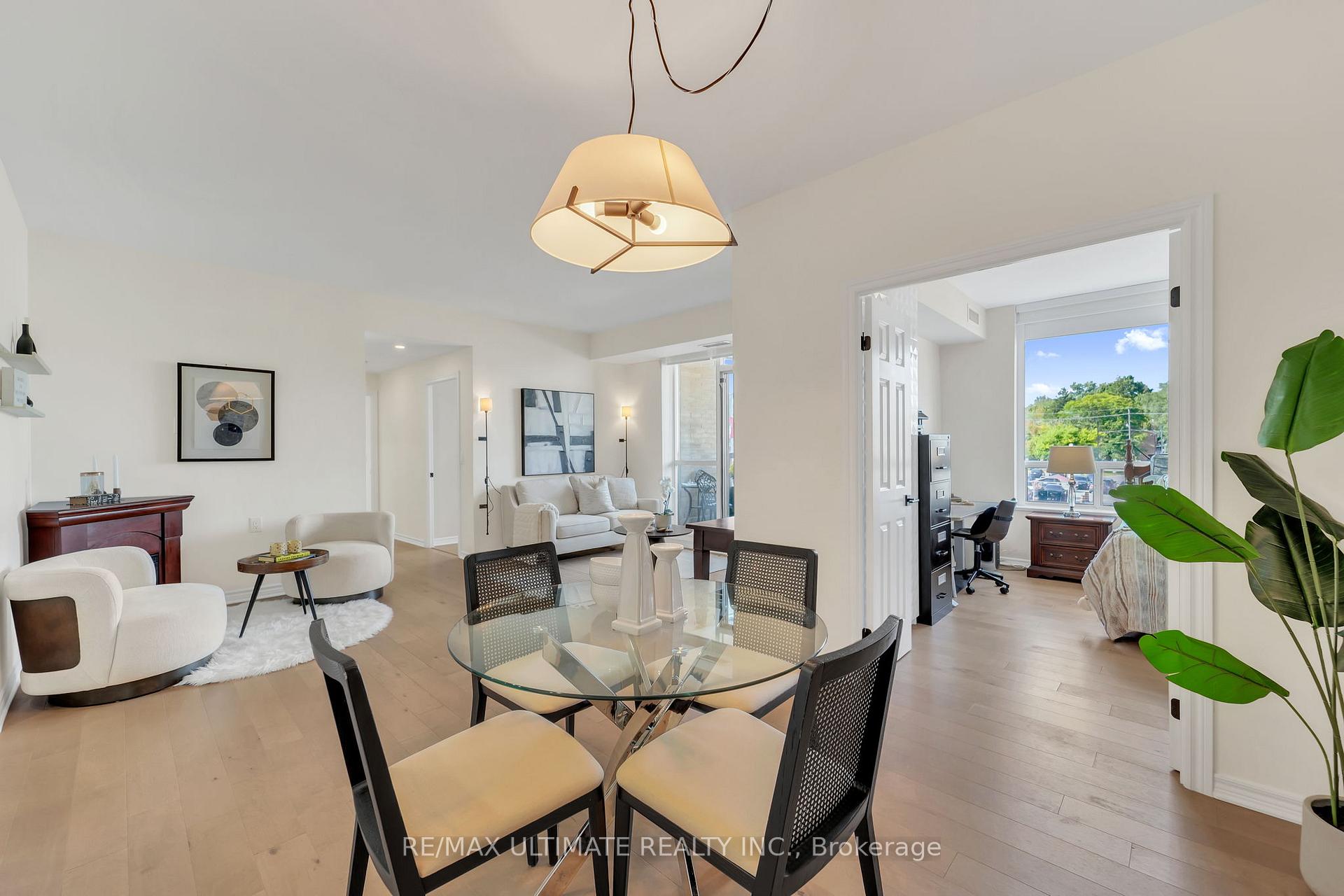 Photo 4 of Unit 209, 1750 Bayview Avenue, Toronto, Mount Pleasant East — HOMEH