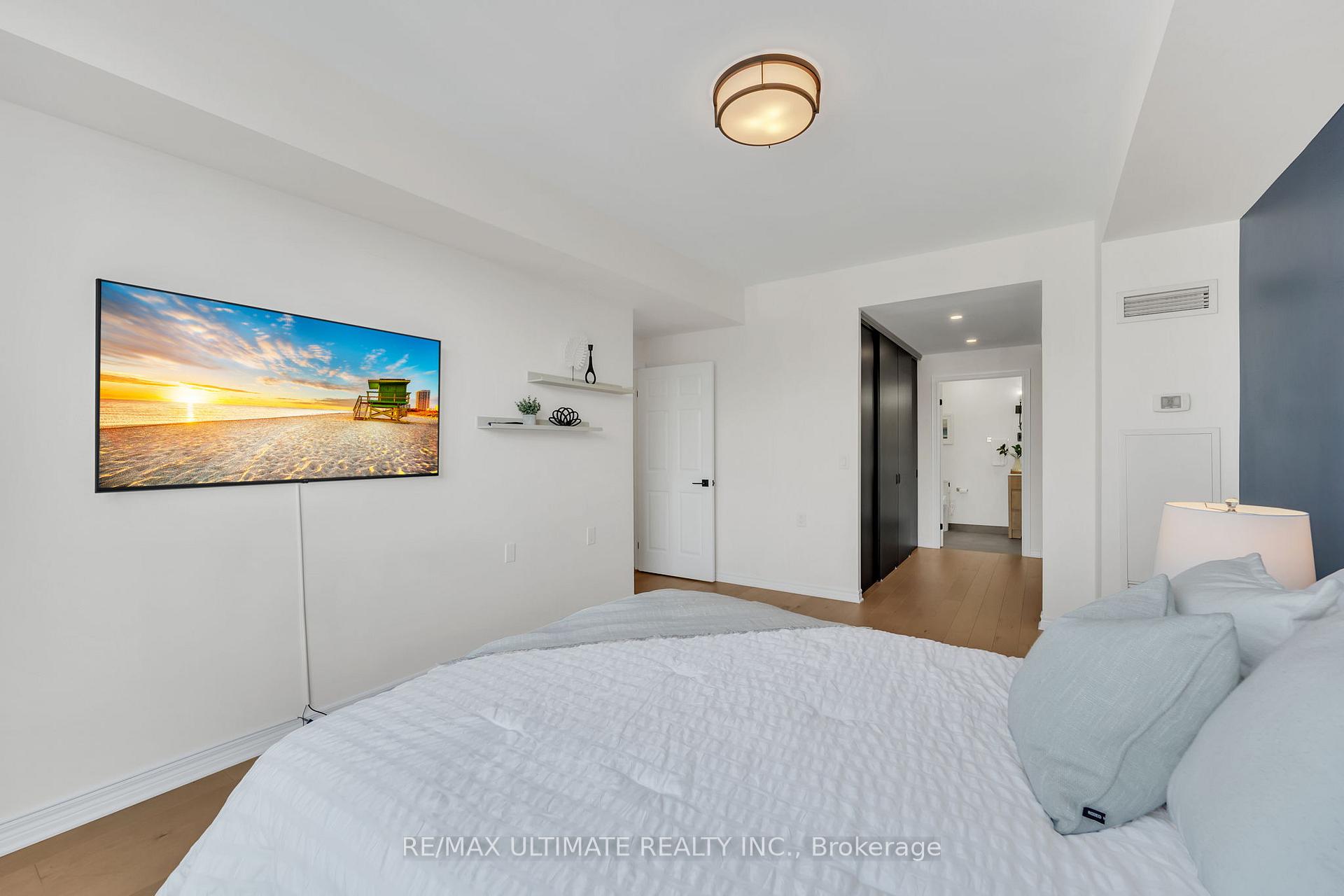 Photo 13 of Unit 209, 1750 Bayview Avenue, Toronto, Mount Pleasant East — HOMEH