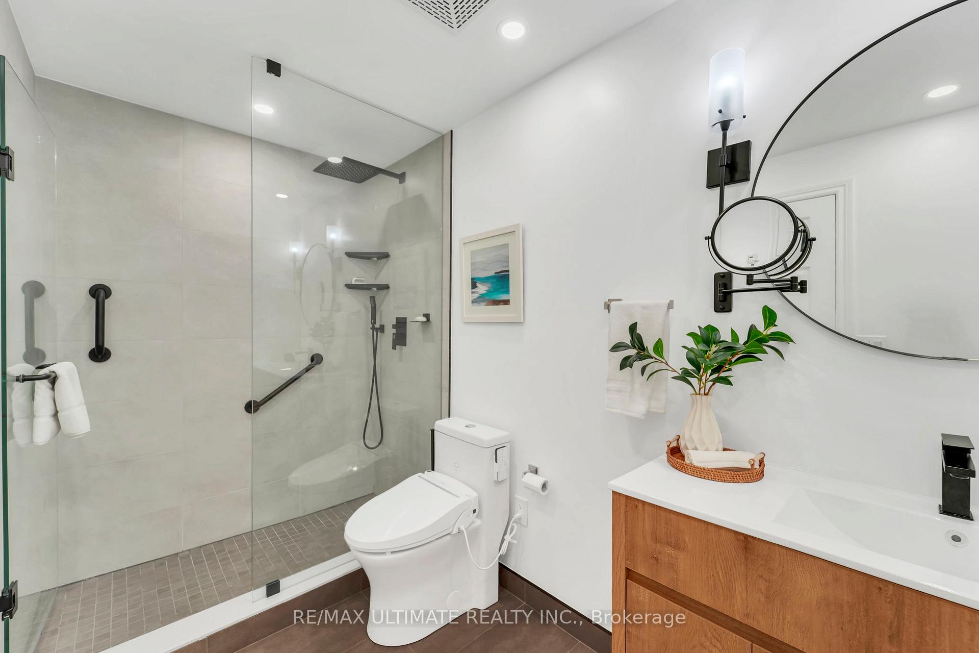 Photo 14 of Unit 209, 1750 Bayview Avenue, Toronto, Mount Pleasant East — HOMEH