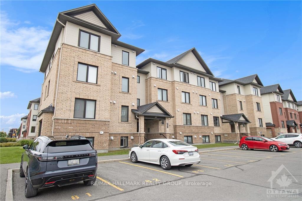 Photo 3 of Unit 1, 105 Bluestone Private, Ottawa, Avalon West — HOMEH