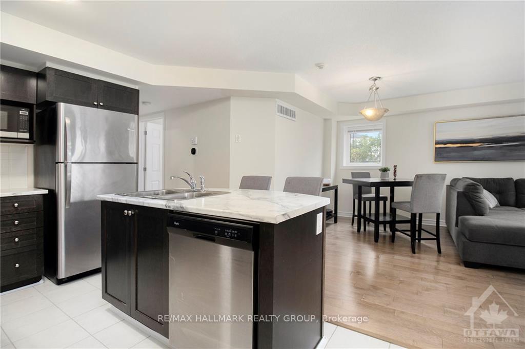 Photo 6 of Unit 1, 105 Bluestone Private, Ottawa, Avalon West — HOMEH