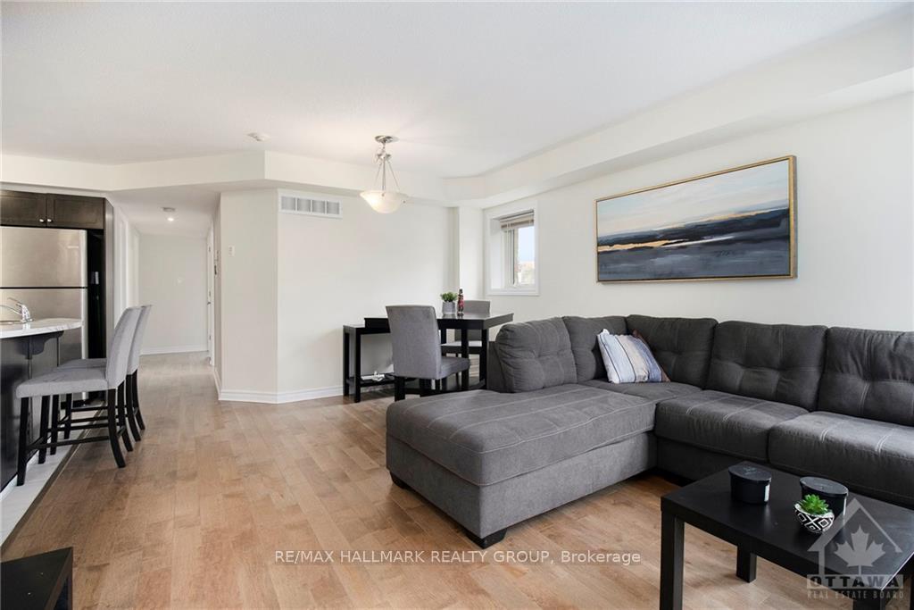 Photo 9 of Unit 1, 105 Bluestone Private, Ottawa, Avalon West — HOMEH
