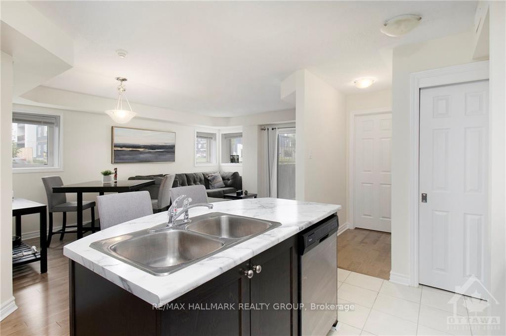 Photo 12 of Unit 1, 105 Bluestone Private, Ottawa, Avalon West — HOMEH
