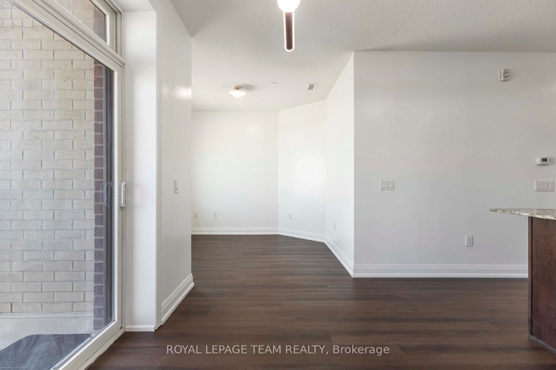 Photo 8 of Unit 406, 7325 Markham Road, Markham, Cedarwood — HOMEH