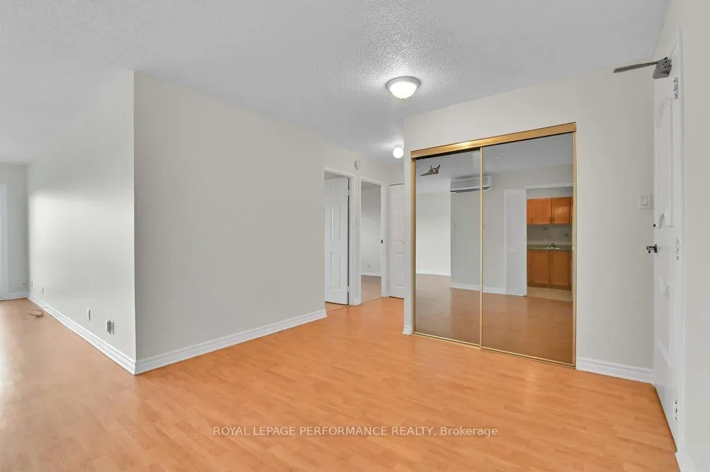 Photo 16 of Unit 1010, 158 A McArthur Avenue, Ottawa, Vanier — HOMEH