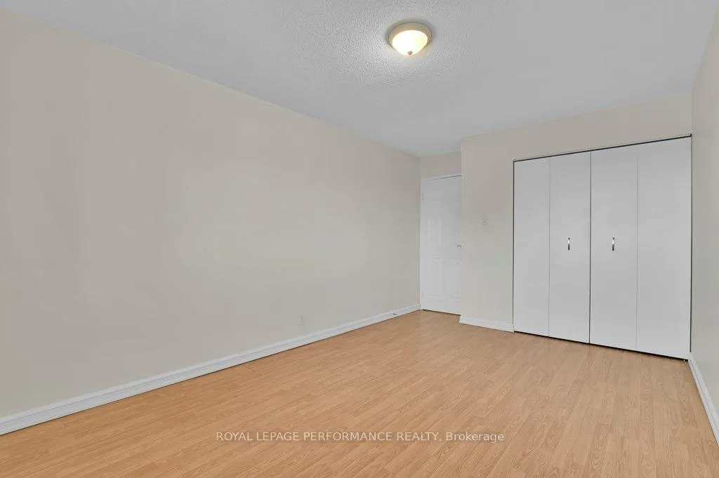 Photo 17 of Unit 1010, 158 A McArthur Avenue, Ottawa, Vanier — HOMEH